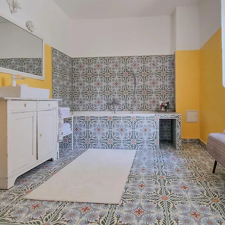 Appartement Bella *